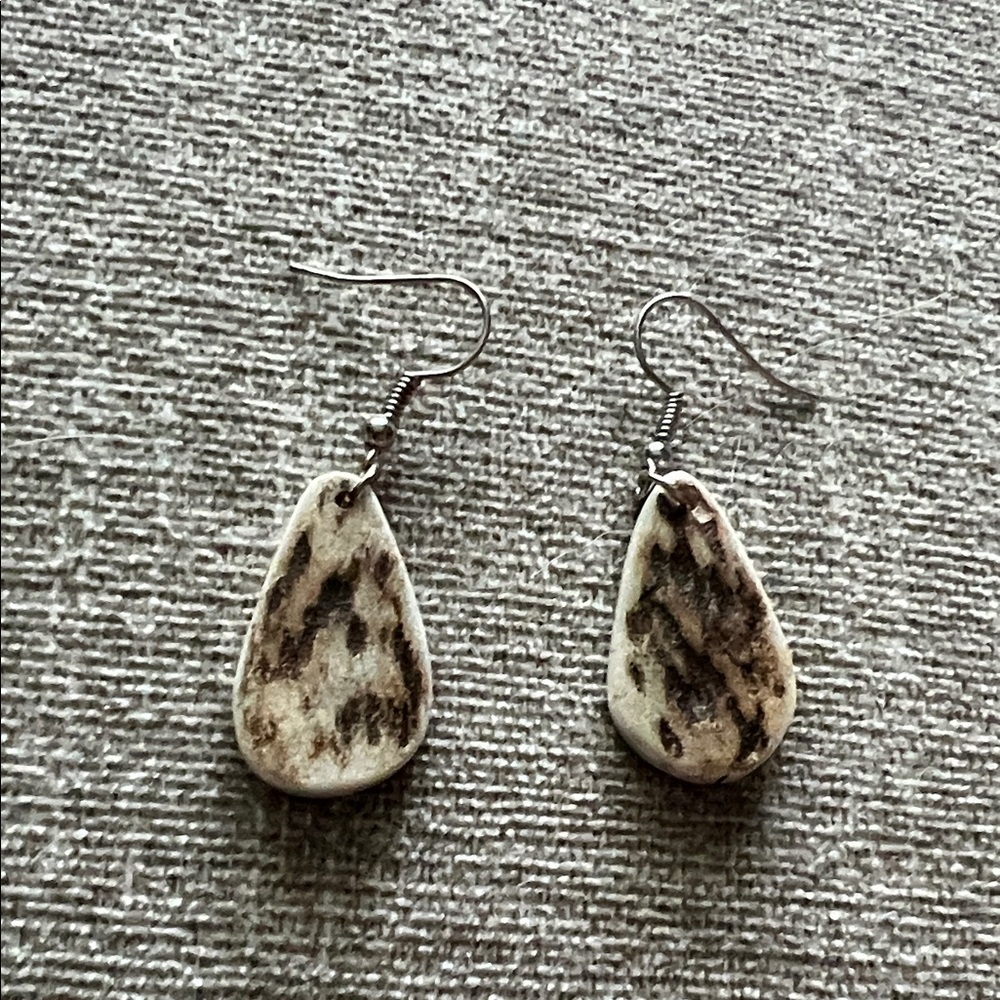 Elegant Brown Teardrop Earrings